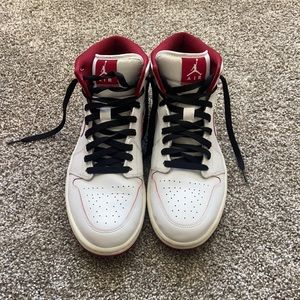 Men’s Nike Air Jordan’s size 10